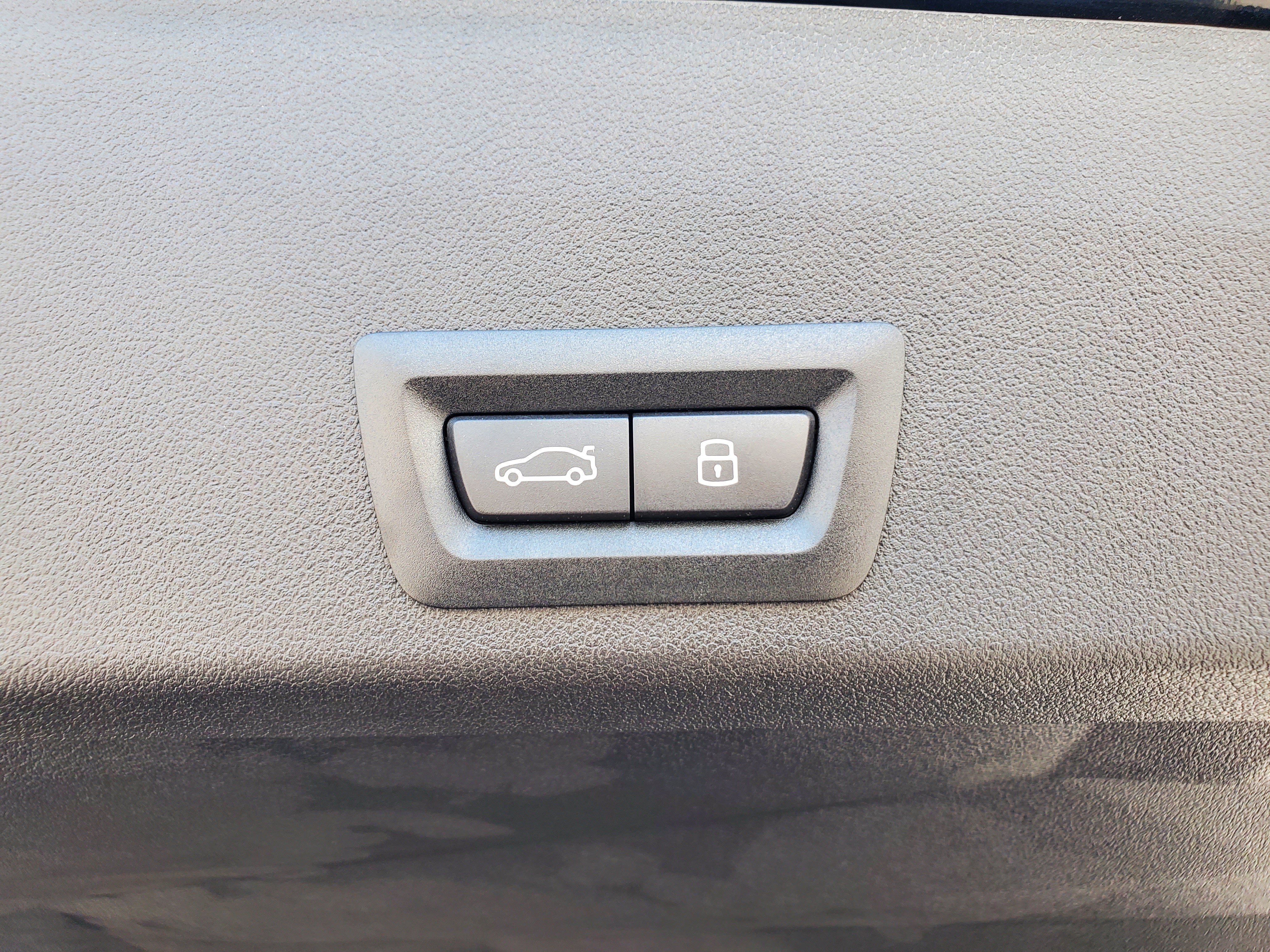 New 2026 BMW XM Label Red AWD/4WD image 31