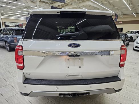 Used 2020 Ford Expedition XLT w/ Equipment Group 202A image 8