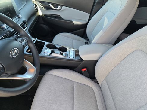 Certified 2023 Hyundai Kona SE image 14