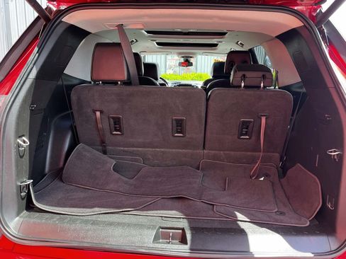 Used 2018 Chevrolet Traverse Premier w/ LPO, 'HIT The Road' Package AWD/4WD image 16