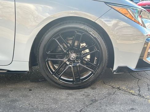 Used 2021 Toyota Corolla SE image 28