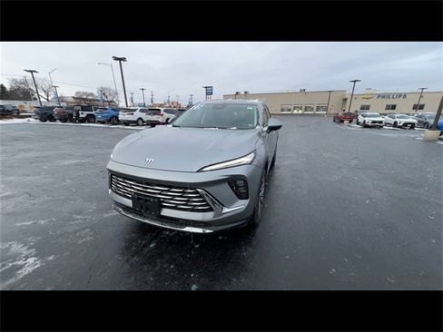 Certified 2025 Buick Envision Preferred image 3