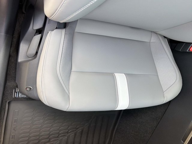 Used 2026 Toyota Camry SE FWD image 16