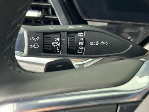 Used 2025 Chevrolet Tahoe LT image 29