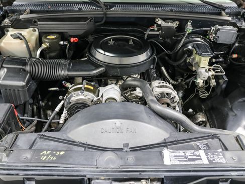 Used 1994 GMC Sierra 1500 4x4 Regular Cab image 10