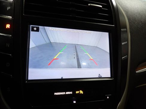 Used 2019 Lincoln MKC Select w/ Select Plus Package image 21