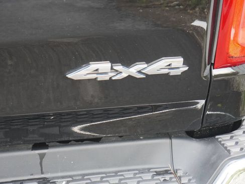 Used 2025 RAM 1500 Big Horn AWD/4WD image 8