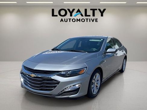 Used 2024 Chevrolet Malibu LT FWD image 1