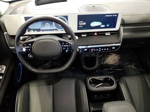 Certified 2024 Hyundai Ioniq 5 Limited image 3