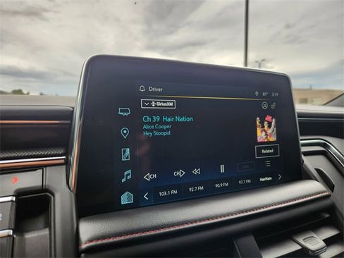 Used 2023 Chevrolet Suburban RST image 23