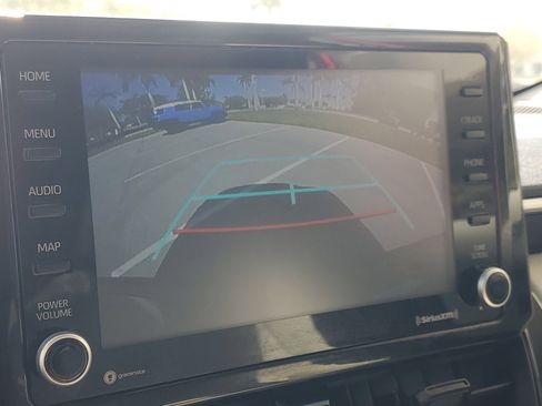 Used 2022 Toyota Corolla Cross LE w/ Moonroof Package image 28