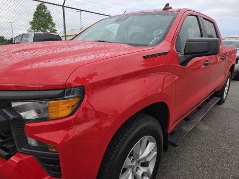 Used 2022 Chevrolet Silverado 1500 Custom w/ LPO, Dark Essentials Package AWD/4WD image 10