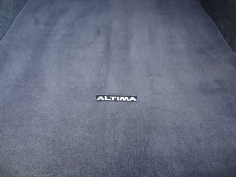 Used 2023 Nissan Altima 2.5 SR FWD image 10