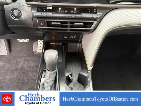 Used 2026 Toyota Camry SE w/ Convenience Package AWD/4WD image 16