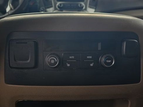 Used 2016 Chevrolet Tahoe LT w/ Luxury Package AWD/4WD image 15