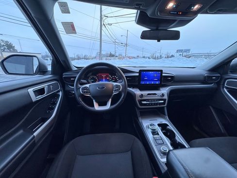 Used 2023 Ford Explorer XLT w/ Class IV Trailer Tow Package image 25