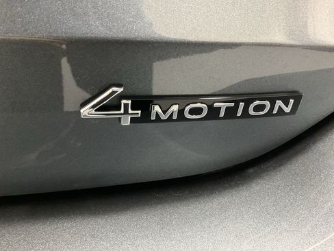 New 2026 Volkswagen Tiguan SE AWD/4WD image 3