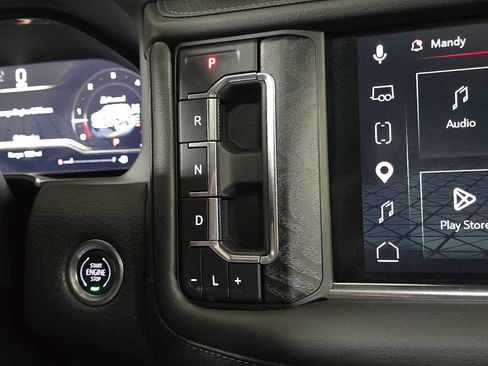 Used 2024 GMC Yukon Denali w/ Advanced Technology Package AWD/4WD image 39
