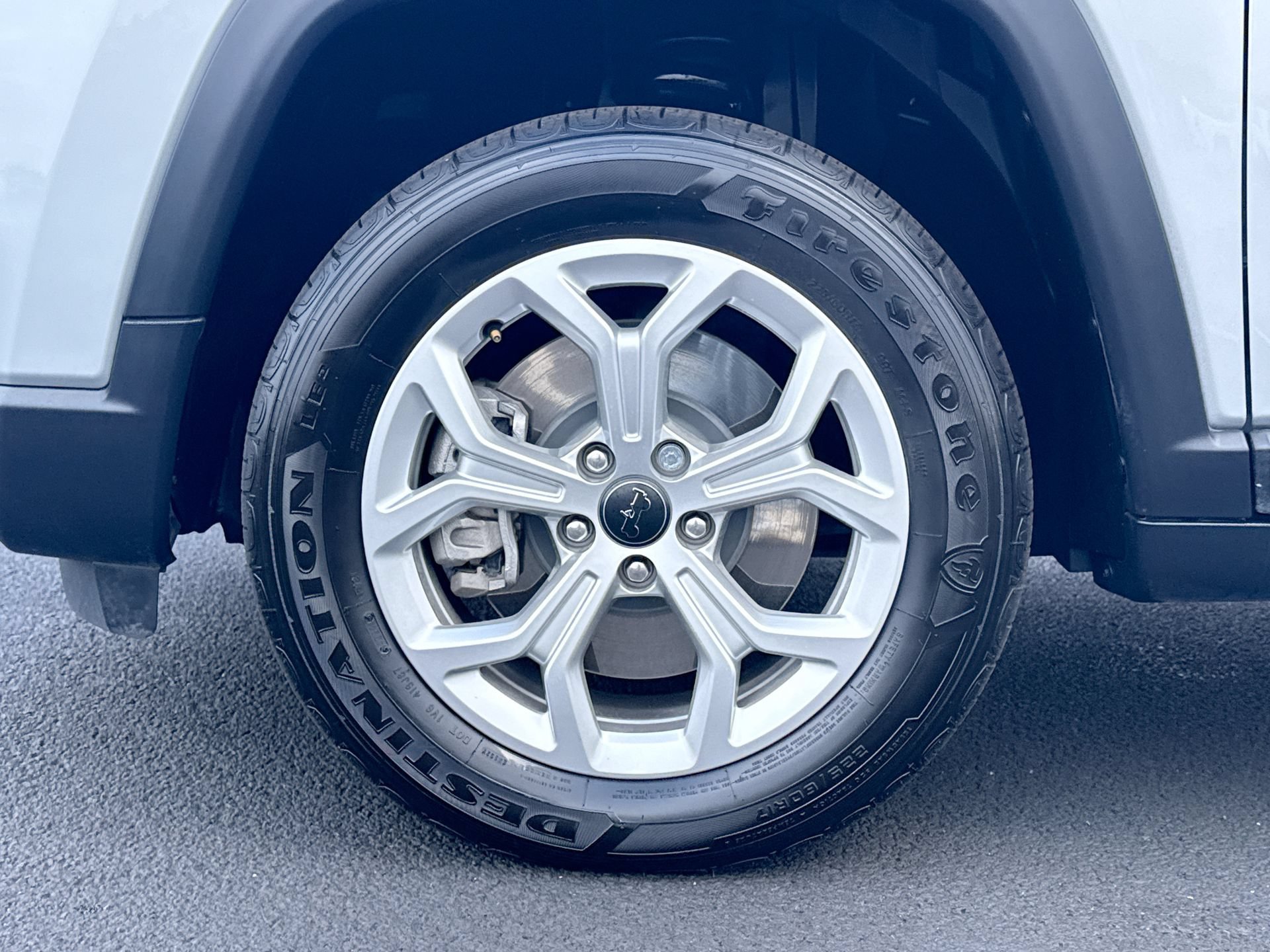 Used 2025 Jeep Compass Sport AWD/4WD image 18