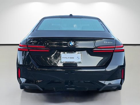 New 2027 BMW 540i xDrive w/ Executive Package AWD/4WD image 4