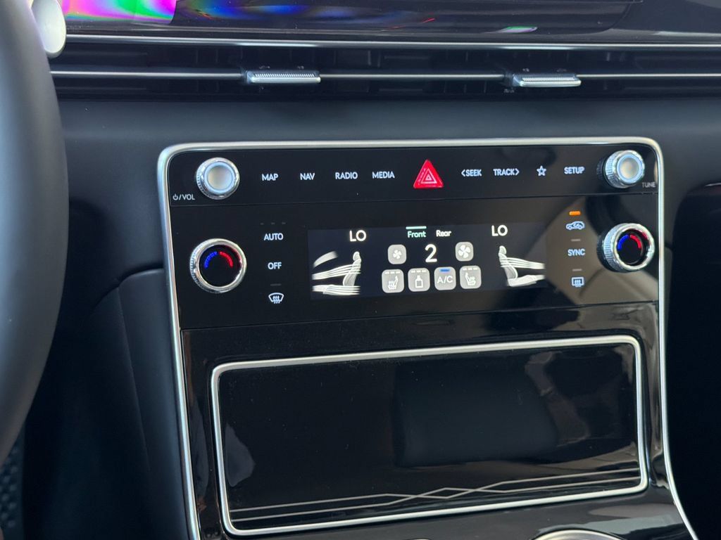 New 2026 Genesis GV80 2.5T AWD/4WD image 21