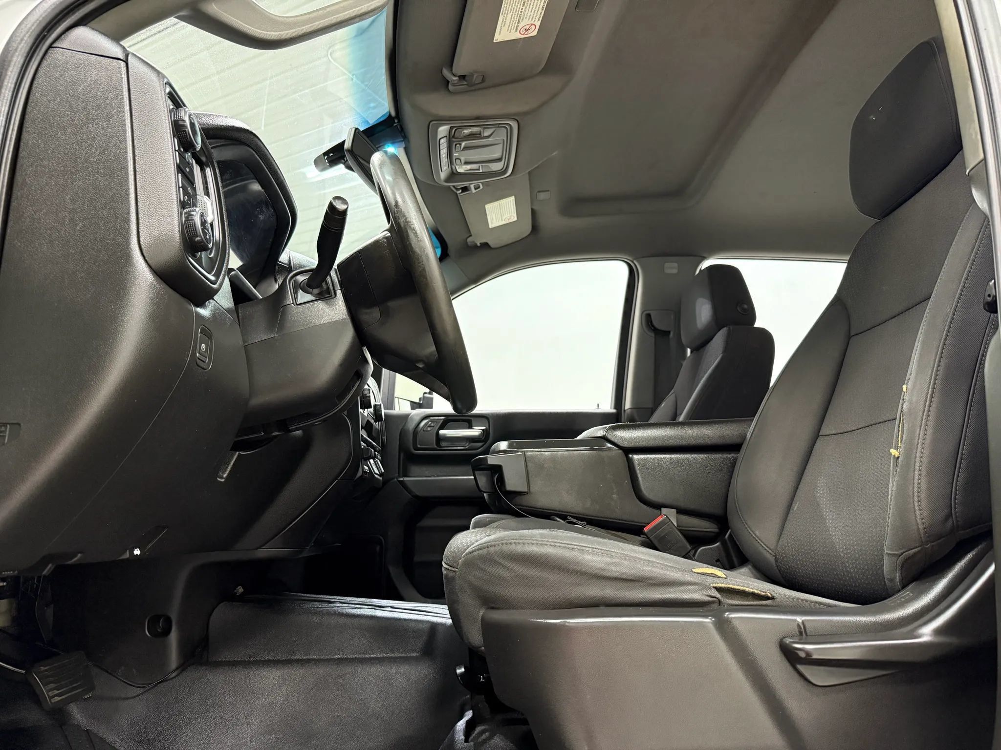 Used 2021 Chevrolet Silverado 2500 Custom w/ Custom Value Package AWD/4WD image 15