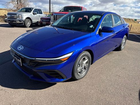 Certified 2026 Hyundai Elantra SE image 22