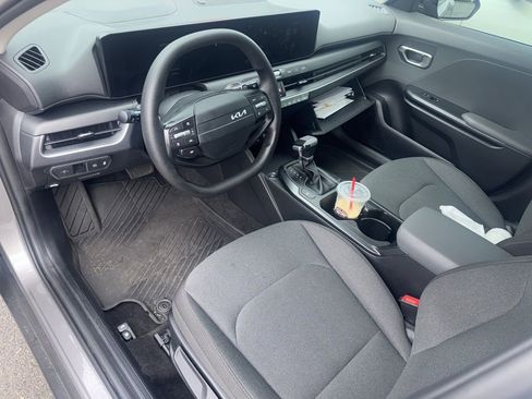 Used 2025 Kia K4 LXS image 5