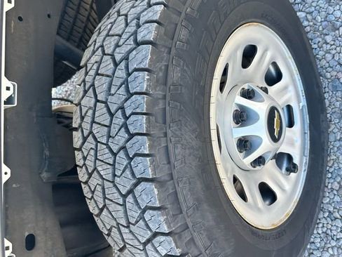 Used 2021 Chevrolet Silverado 2500 W/T w/ WT Convenience Package AWD/4WD image 42