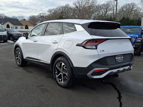 Used 2023 Kia Sportage EX image 12