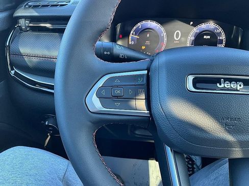 New 2026 Jeep Compass Trailhawk w/ Sun, Sound & Navigation Group image 21