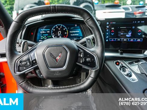 Used 2024 Chevrolet Corvette Stingray Coupe w/ 1LT RWD image 27