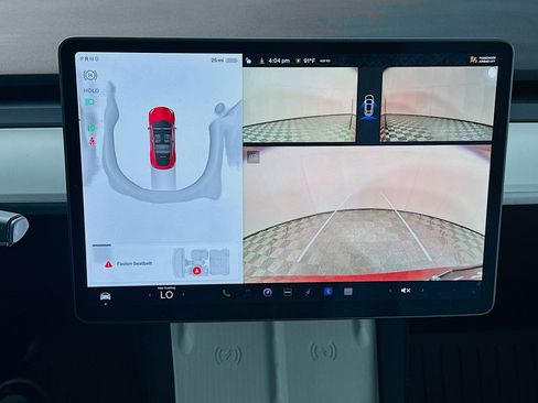 Used 2024 Tesla Model Y Long Range image 22