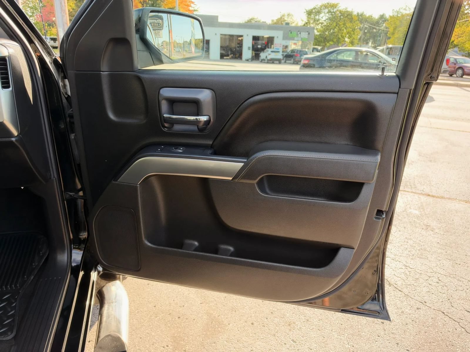 Used 2015 Chevrolet Silverado 1500 LT w/ Texas Edition, 1LT Trim AWD/4WD image 16