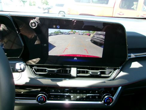 New 2026 Chevrolet Equinox RS w/ Convenience Package III FWD image 20