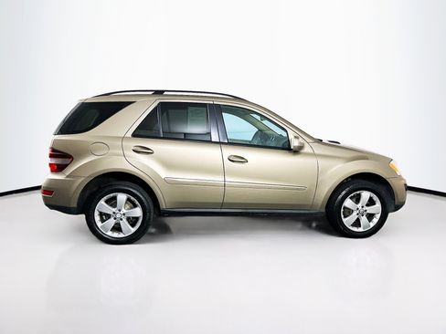 Used 2009 Mercedes-Benz ML 350 4MATIC image 10