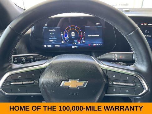 Used 2025 Chevrolet Equinox LT AWD/4WD image 11