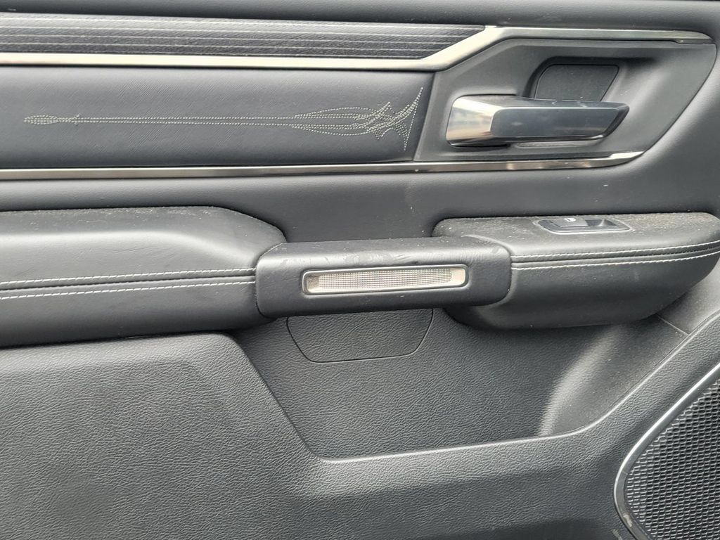 Used 2019 RAM 1500 Limited w/ Bed Utility Group AWD/4WD image 14