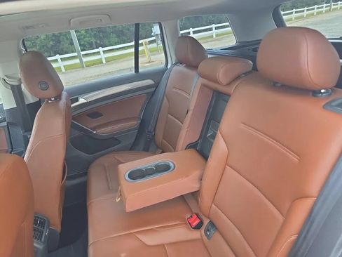 Used 2019 Volkswagen Golf Alltrack SEL AWD/4WD image 40