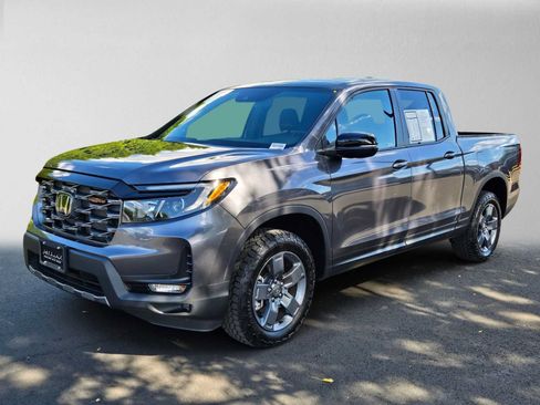 Used 2024 Honda Ridgeline TrailSport image 7