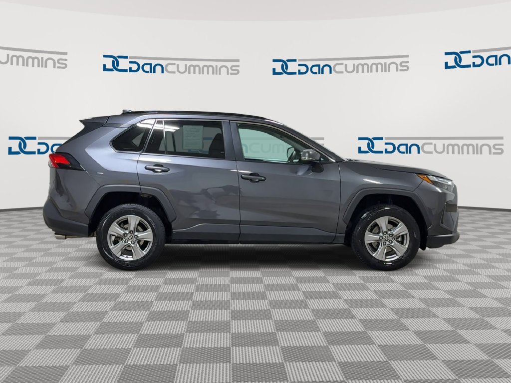 Used 2025 Toyota RAV4 XLE FWD image 2