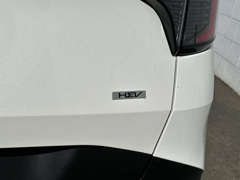 Used 2026 Kia Sportage LX FWD image 32