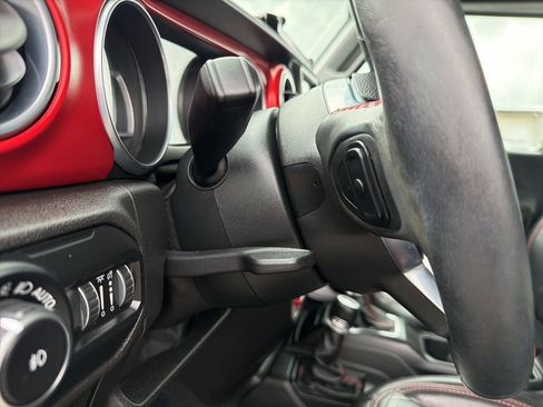 Used 2018 Jeep Wrangler Unlimited Rubicon image 52