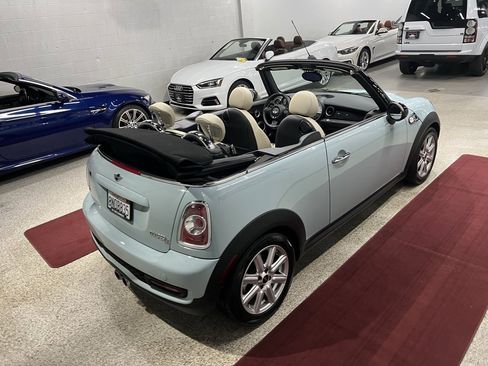 Used 2014 MINI Cooper S image 13