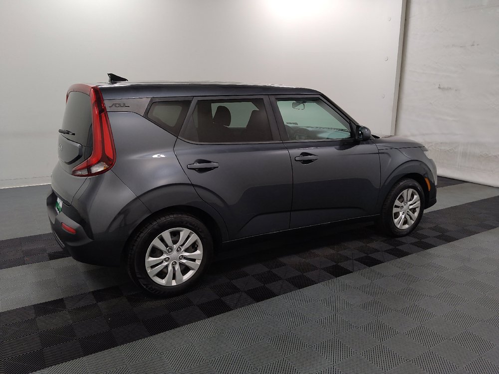 Used 2022 Kia Soul LX FWD image 10