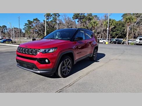 New 2026 Jeep Compass Limited w/ Sun, Sound & Navigation Group AWD/4WD image 39