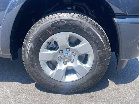 New 2026 RAM 1500 Big Horn AWD/4WD image 9