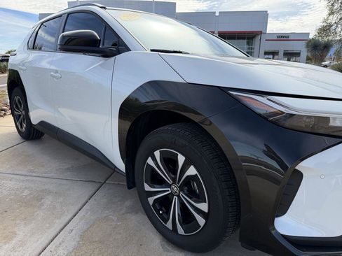 Used 2024 Toyota bZ4X XLE image 16