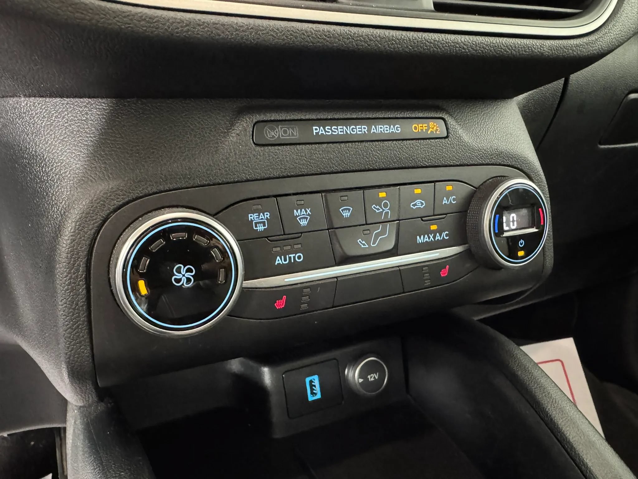 Used 2020 Ford Escape SE AWD/4WD image 22