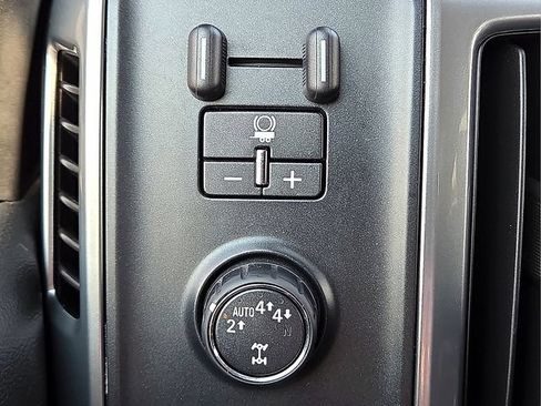 Used 2017 Chevrolet Silverado 1500 LT w/ All Star Edition AWD/4WD image 20